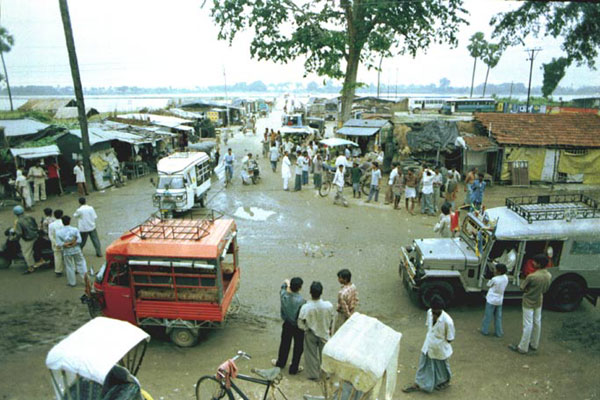 View on bridge from Burmese Vihar